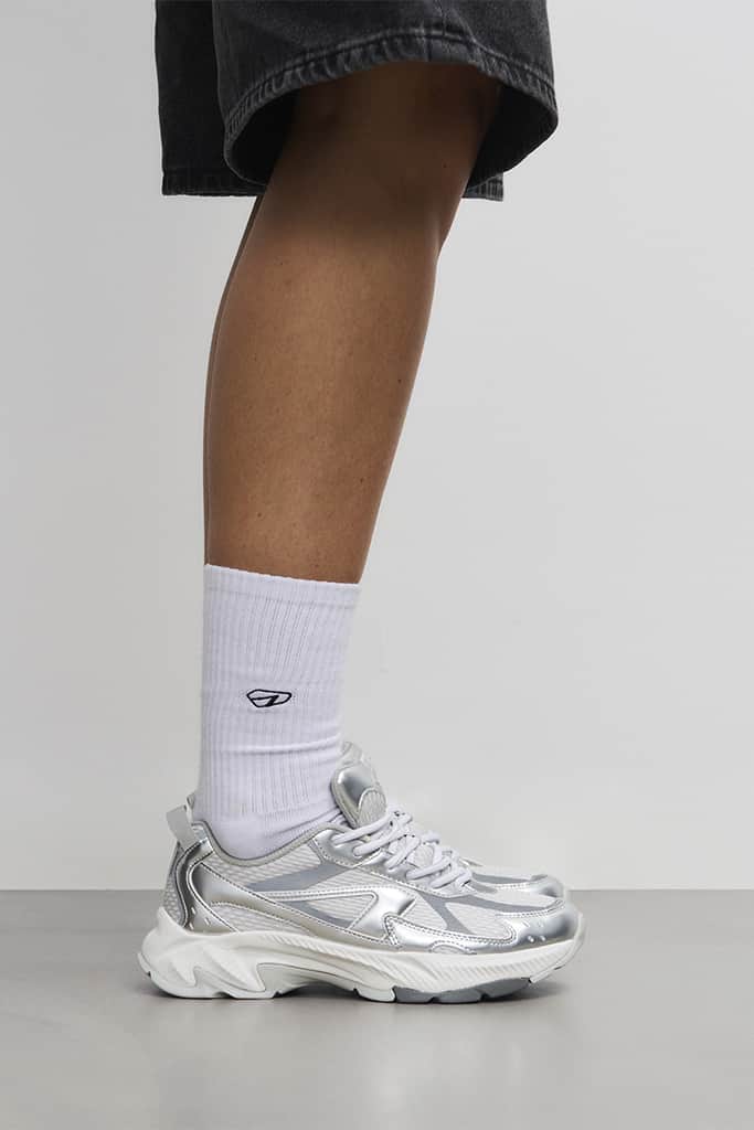 ARKK Essential Line Forma Runner | Silver Bright White Forma Runner